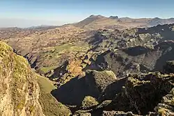 Plateau de Sona vu depuis l'Inatye