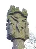 La face occidentale : Christ en croix.