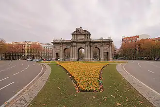 Image illustrative de l’article Place de l'Indépendance (Madrid)