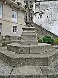 Détail d'Adam et Eve sur le calvaire