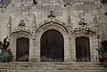 Église Saint-Efflam : portes d'entrée.