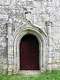 Chapelle Sainte-Barbe : porte occidentale.