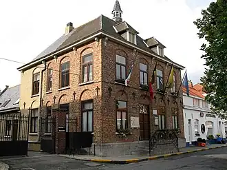 L'ancienne maison communale.