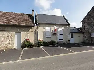 Ploisy