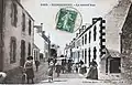 Plouigneau : la Grand'Rue au début du XXe siècle (carte postale Émile Hamonic).