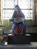 Chapelle Saint-Colomban :statue de Notre-Dame-de-Pitié.