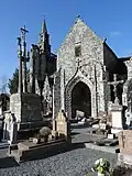 Église Notre-Dame : vue extérieure.