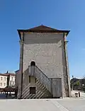 Tour de défense du château.