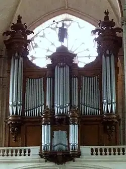 Grand orgue de la cathédrale Saint-Pierre de Poitiers.