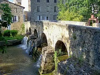 Le pont médiéval (juin&nbsp;2009)