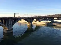 Photo prise d'un des portiques de Renory SA.
