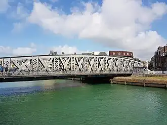Le pont Colbert en avril 2017.