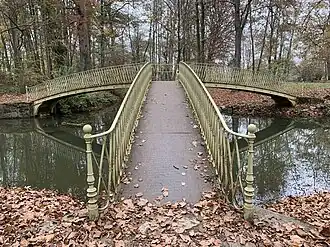 Pont à 3 branches.