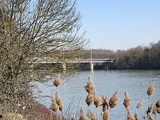 Le pont vu depuis la rive gauche.