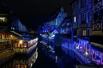 Vue depuis le pont de la rue de Turenne de nuit.