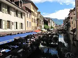 Vue depuis le pont de la République.