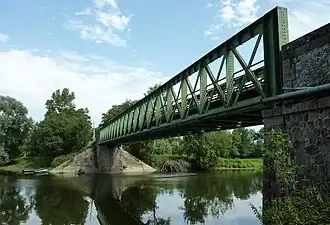 Le pont qui tremble ou pont du port qui tremble sur le Louet à Denée.