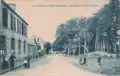 Les écoles de la rue Jules-Ferry et le bois Saint-Laurent au début du XXe&nbsp;siècle.