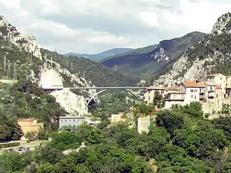 Le viaduc en mai 2011.