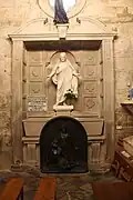 Le tombeau d'Eugenio Montero Ríos à l'intérieur