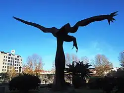 Monument à l'arbre sur la place de Barcelos.