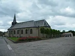 Église Saint-Pierre.