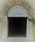 Porte d'entrée de la chapelle
