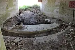 Photo de l'intérieur d'un bunker de la Seconde Guerre mondial.