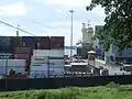 Une vue du port autonome de Douala à partir de Bonanjo au Cameroun