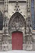 Portail de l'église Saint-Germain-l'Écossais.