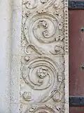 Décor du pied-droit