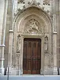 Le portail de l'église Saint-Georges