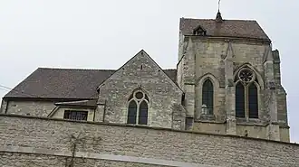 Façade orientée au sud de l'édifice.