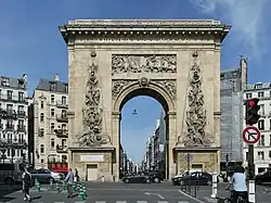 Porte Saint-Denis à Paris.