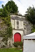 porte sur les douves, en 2024 lors des fêtes médiévales.