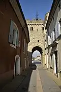 Porte fortifiée.