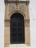 Porte d'entrée de la maison Chemaou