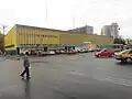 Vue de droite de la Poste centrale de Bonanjo a Douala au Cameroun