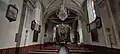 L'intérieur de l'église Saint-Laurent, à nef unique, et dont l'autel date du XVIIIe&nbsp;siècle.