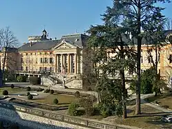 Façade sud de l'aile du Midi (préfecture) du château de Chambéry