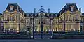 La préfecture pendant l'Heure bleue.