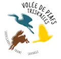 Le logo représente un lièvre, un héron et un merle qui s'échappe du centre de l'image, comme lors d'un  relâché d’animaux.