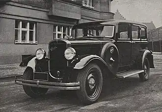 1933.