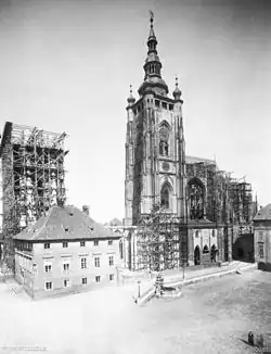 Cathédrale Saint-Guy en construction