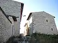 Maisons à l'intérieur du bourg