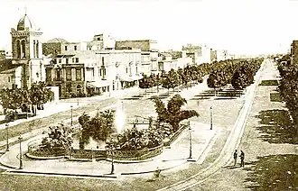 Place vers 1885.