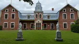 Le presbytère.