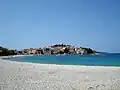 Le village et la plage sud