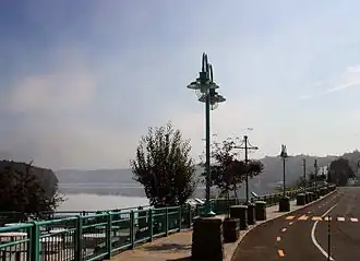 Promenade du Capitaine, secteur Shawinigan-Sud, rive du Saint-Maurice.