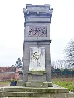 Côté droit.